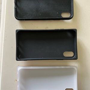 EUC iPhone XR phone case with ring holder